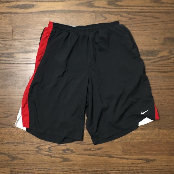 nike dri fit shorts with compression liner